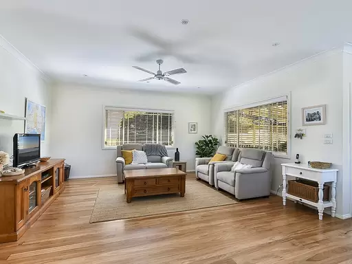 26 Melbourne Avenue, Umina Beach Sold by Central Coast Agents
