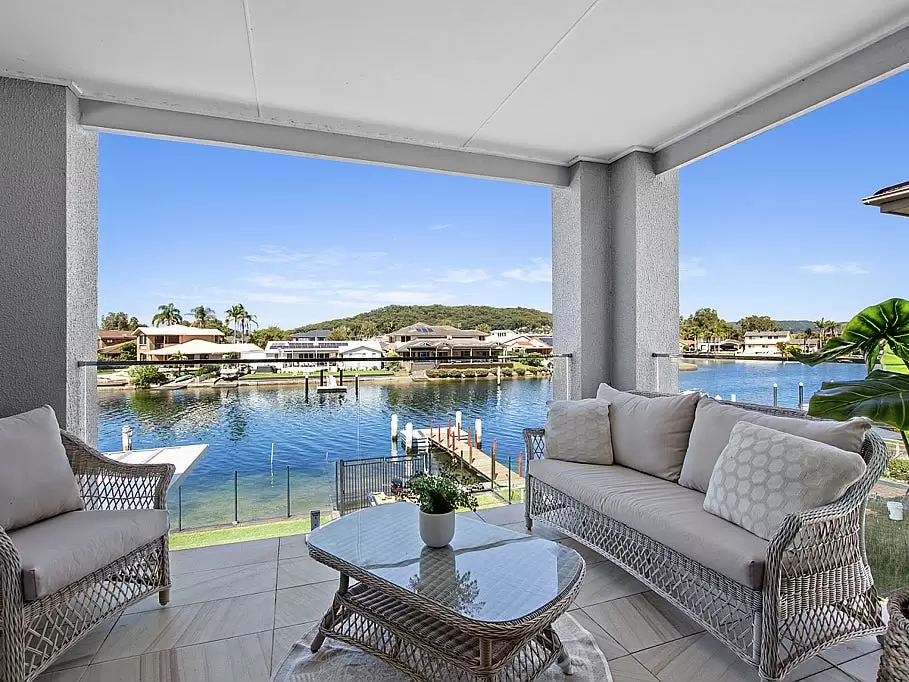 72 Helmsman Boulevard, St Huberts Island Sold by Central Coast Agents - image 2