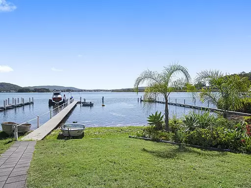 45 Nautilus Crescent, St Huberts Island Sold by Central Coast Agents