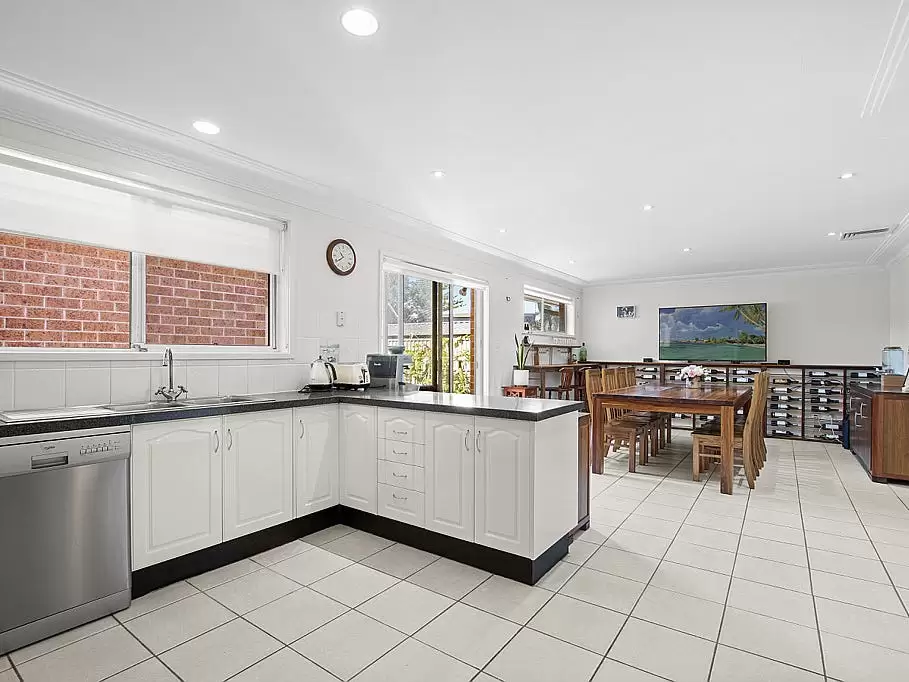 28 Attunga Close, St Huberts Island Sold by Central Coast Agents - image 8