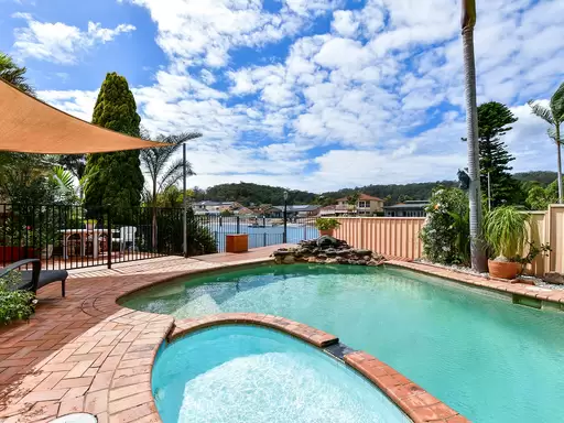 5 Nautilus Crescent, St Huberts Island Sold by Central Coast Agents
