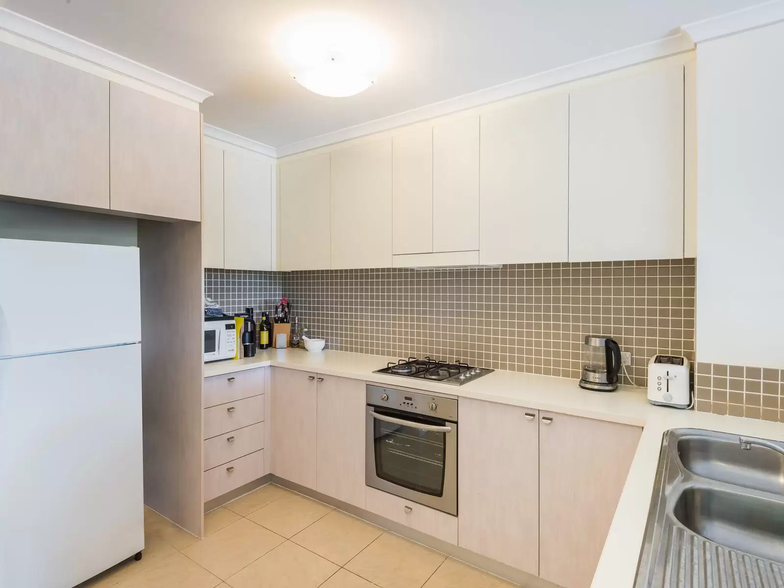 233/80 John White Way Drive, Gosford Sold by Central Coast Agents - image 2