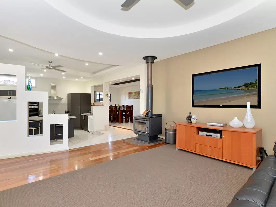 48 Ridge Street, Ettalong Beach Sold by Central Coast Agents - image 2