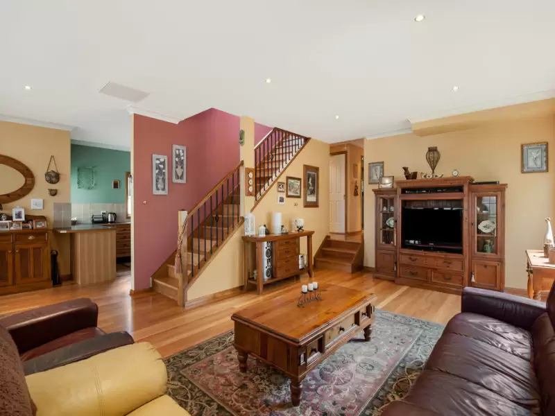 4 Cedar Crescent, Blackwall Sold by Central Coast Agents - image 5