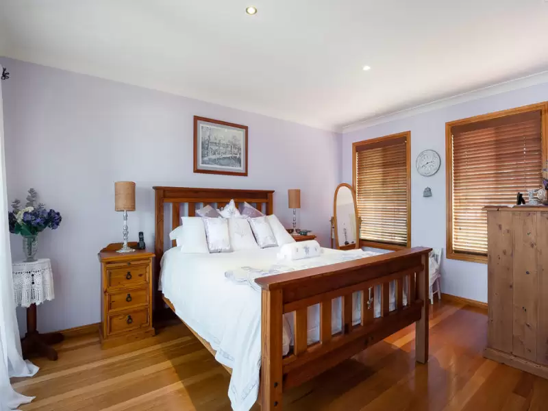 4 Cedar Crescent, Blackwall Sold by Central Coast Agents - image 4