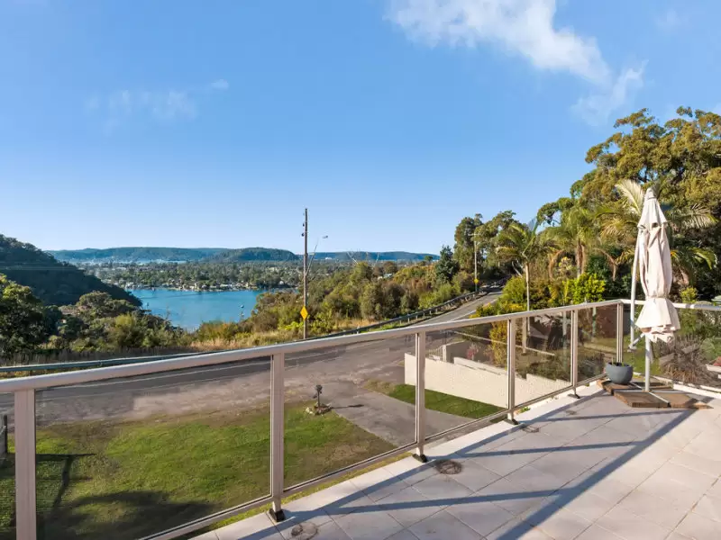 231 Woy Woy Road, Horsfield Bay Sold by Central Coast Agents - image 2