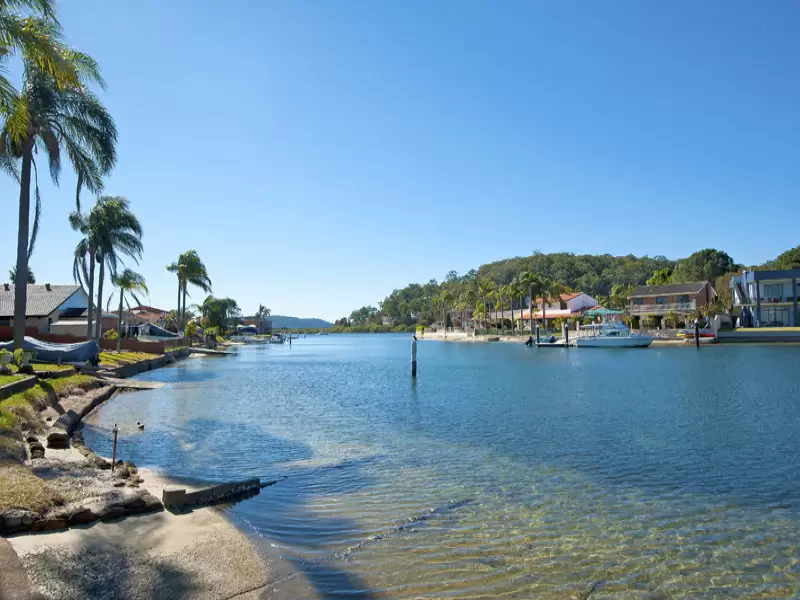47 Helmsman Boulevard, St Huberts Island Sold by Central Coast Agents - image 1