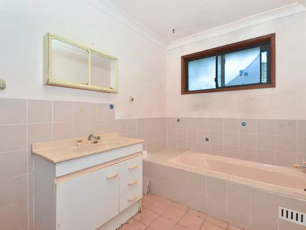 25 Joppa Street, Niagara Park Sold by Central Coast Agents - image 4