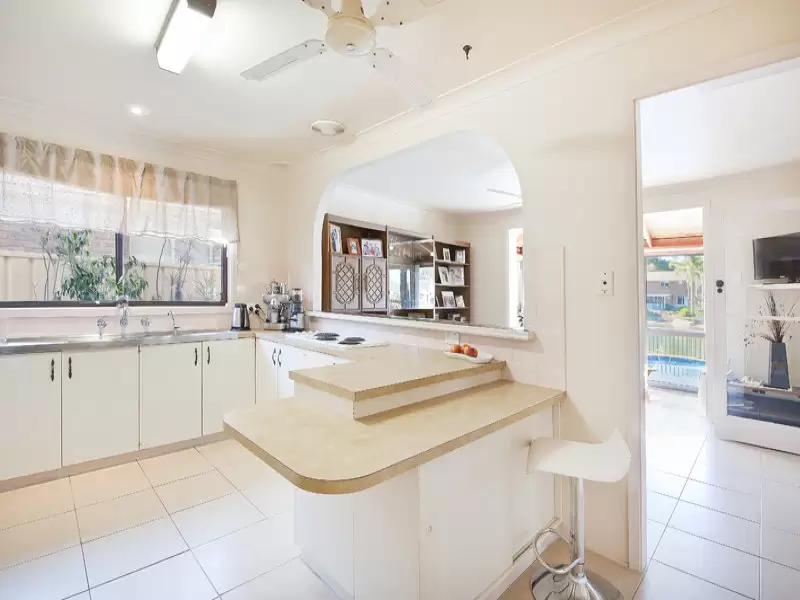 35 Helmsman Boulevard, St Huberts Island Sold by Central Coast Agents - image 2