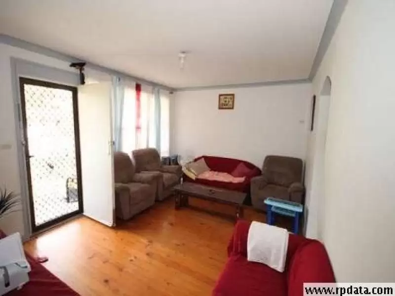 10 Northcott Avenue, Watanobbi Sold by Central Coast Agents - image 2