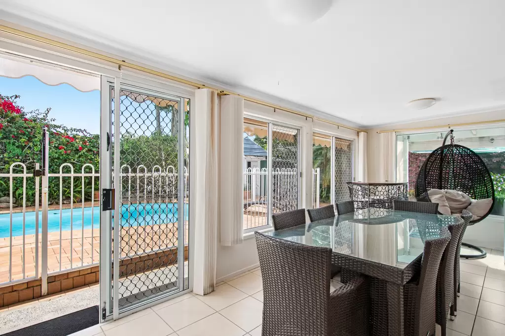 124 Helmsman Blvd, St Huberts Island Sold by Central Coast Agents