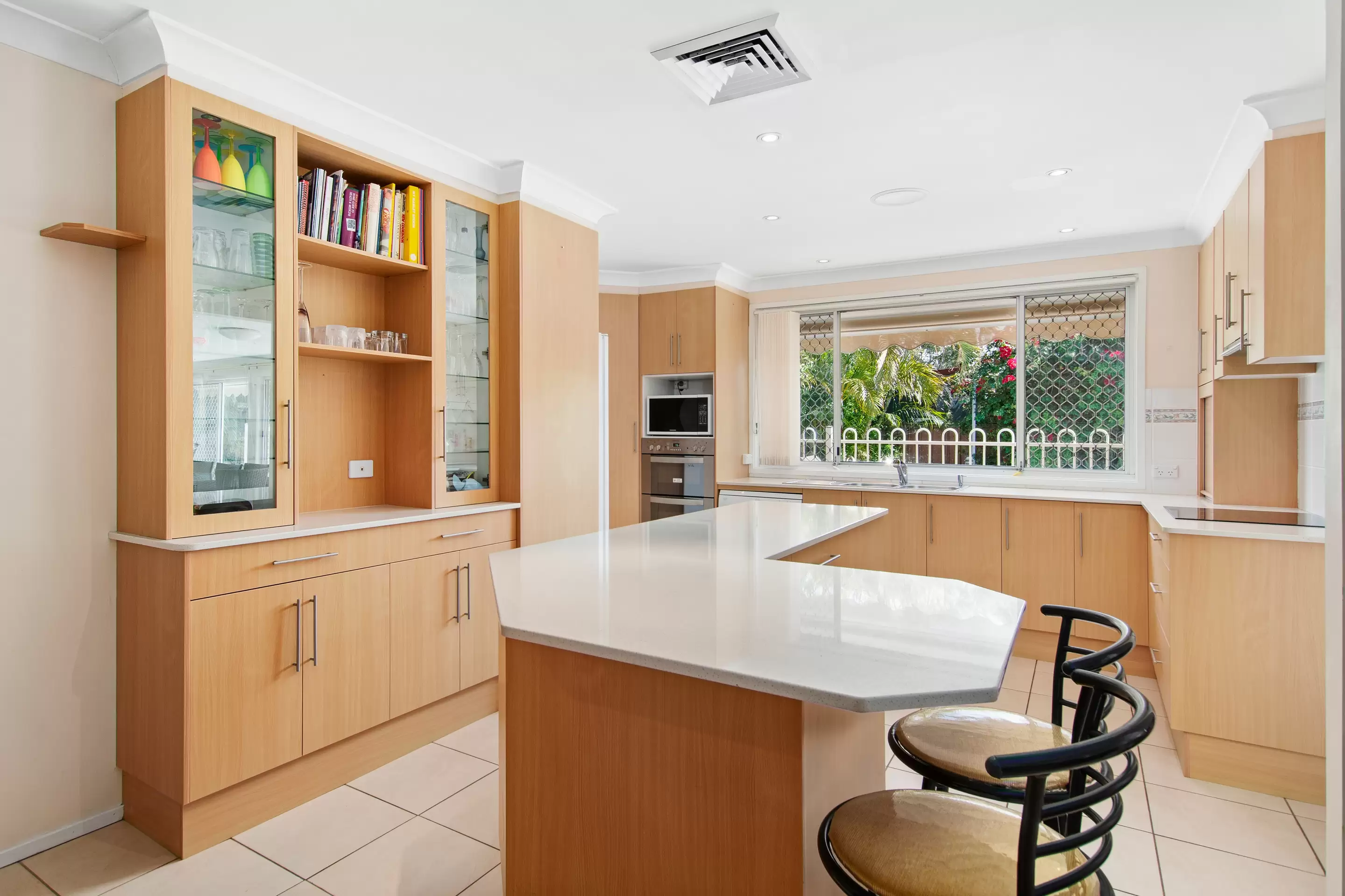 124 Helmsman Blvd, St Huberts Island Sold by Central Coast Agents - image 2