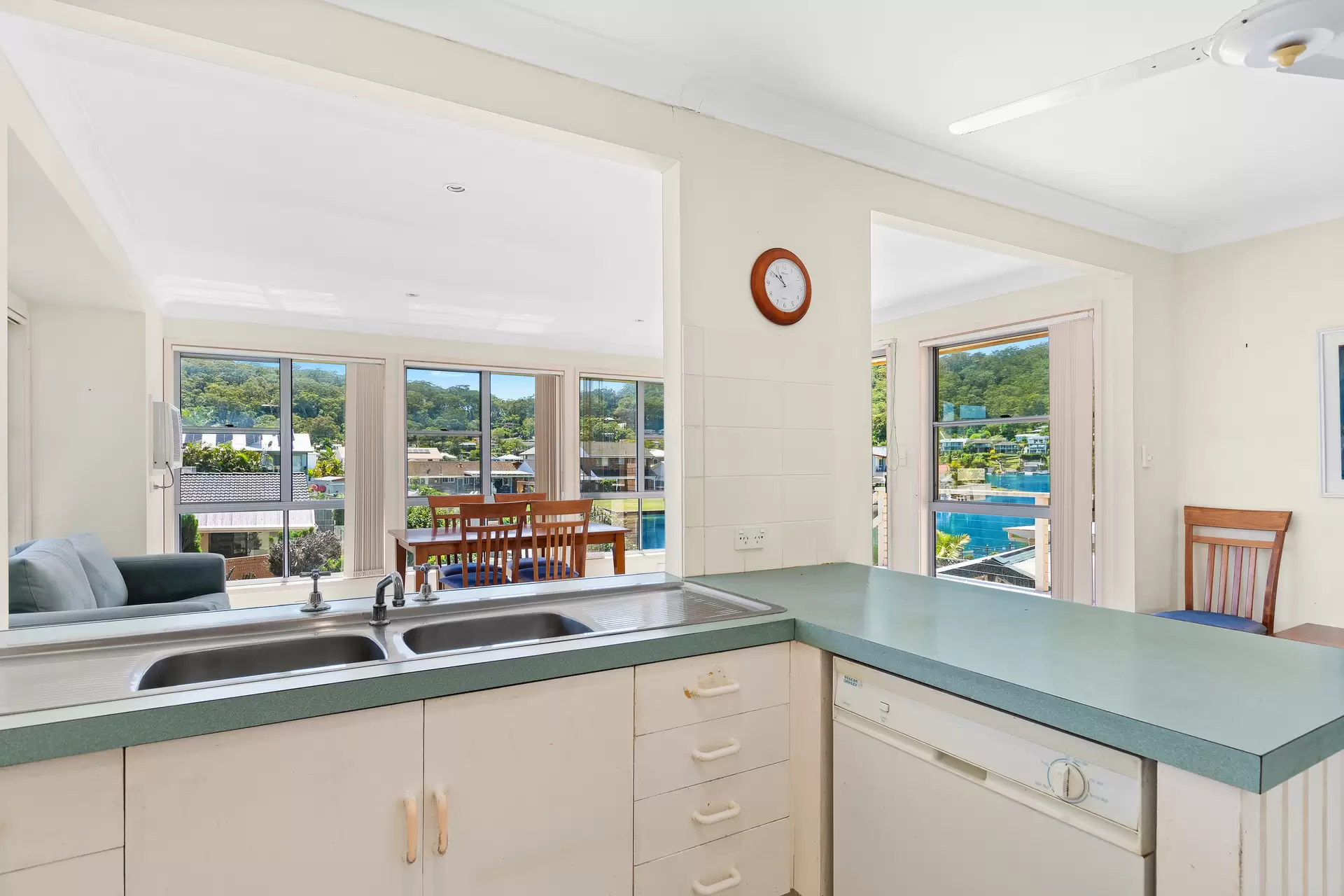 25 Helmsman Blvd, St Huberts Island Sold by Central Coast Agents - image 1