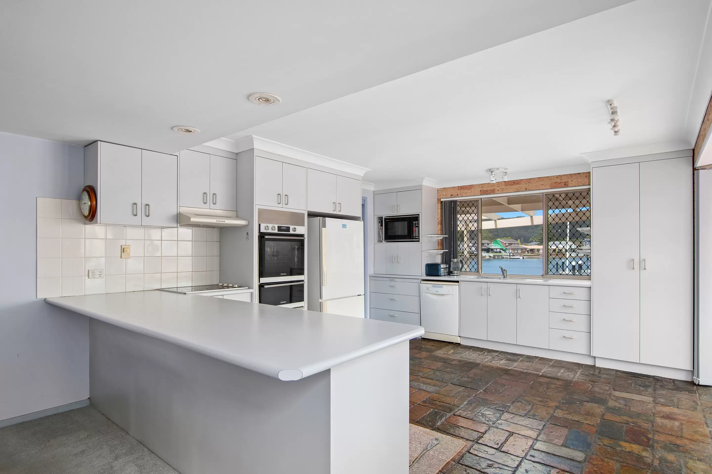 42 Helmsman Blvd, St Huberts Island Sold by Central Coast Agents - image 5