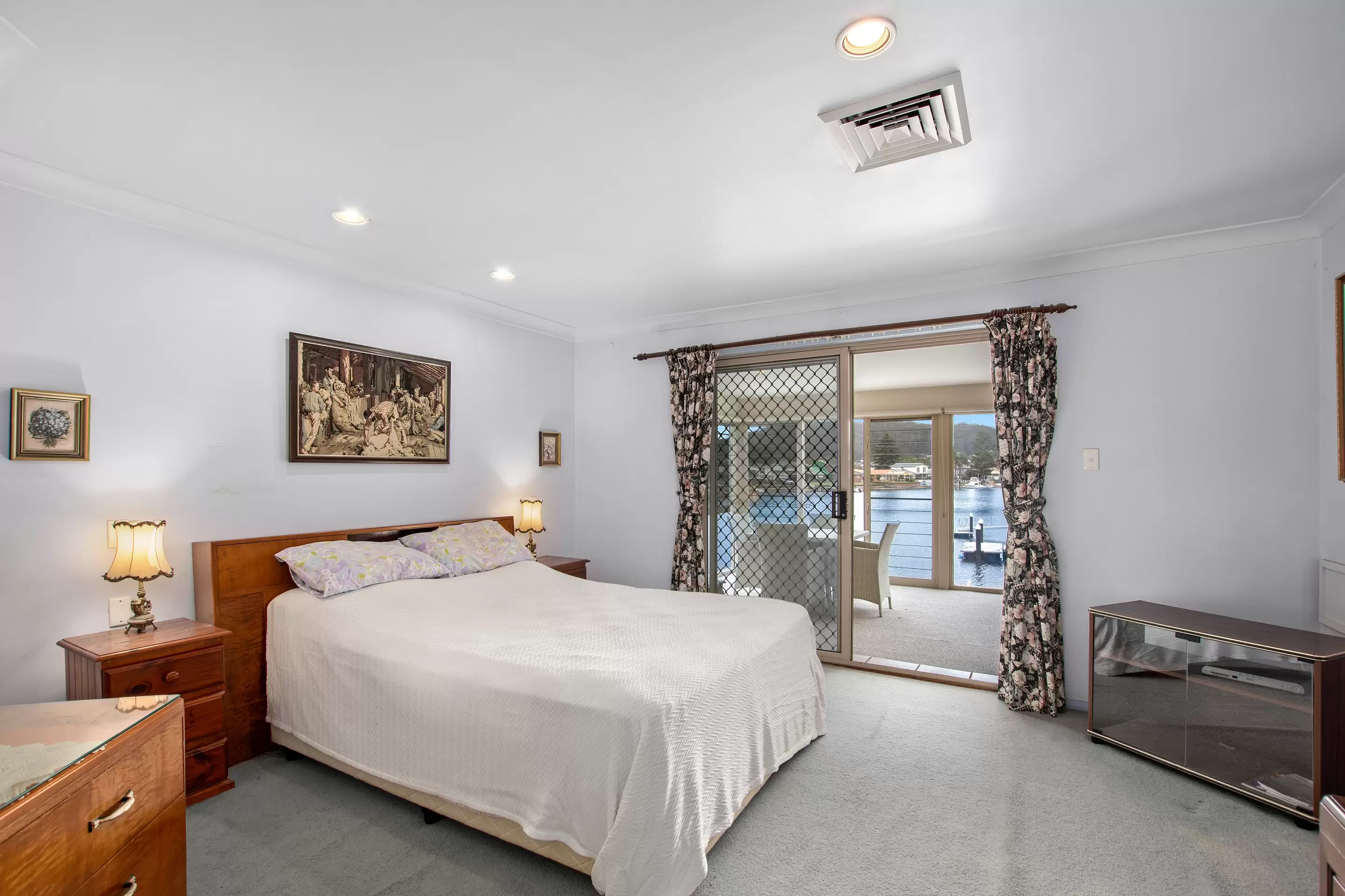 42 Helmsman Blvd, St Huberts Island Sold by Central Coast Agents - image 3