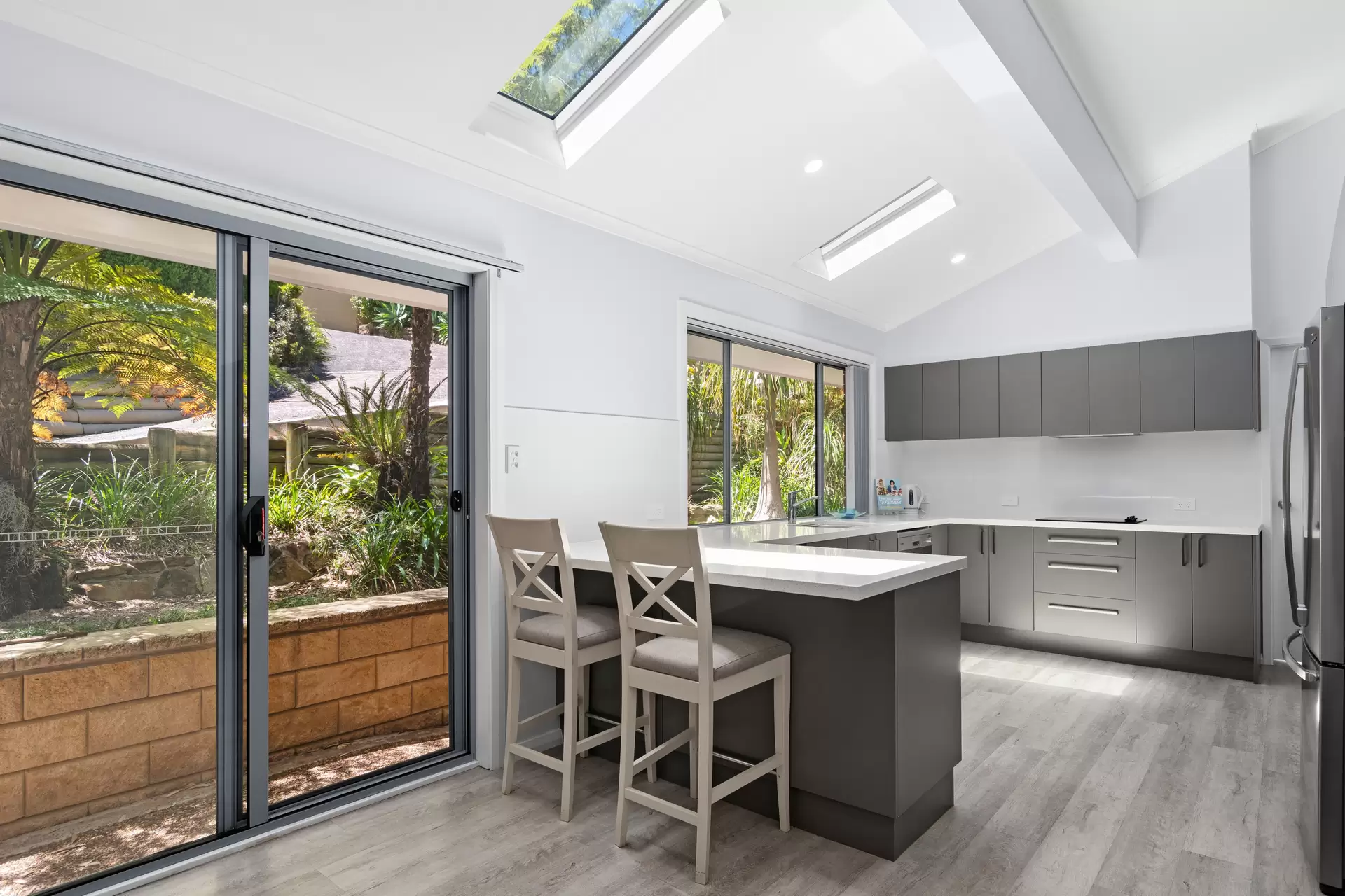 102 Daley Avenue, Daleys Point Sold by Central Coast Agents - image 1