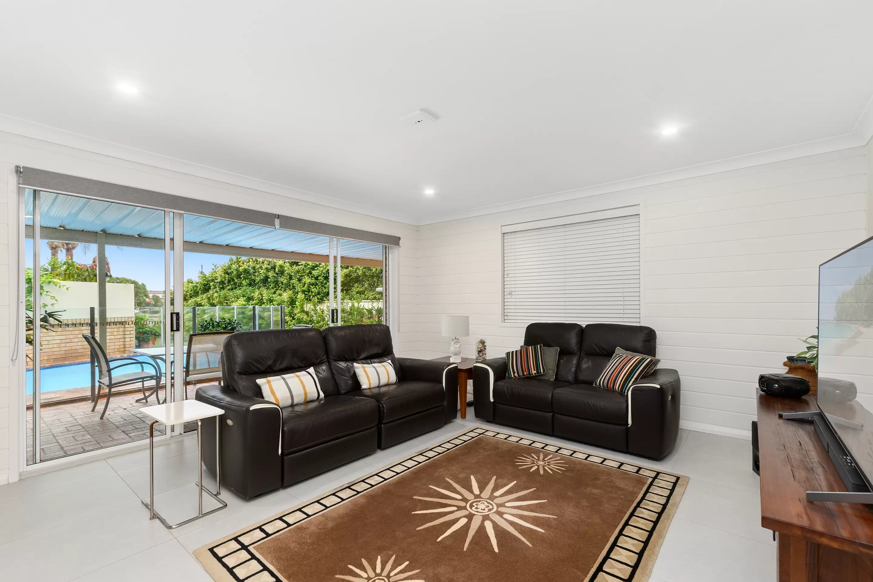 91 Helmsman Blvd, St Huberts Island Sold by Central Coast Agents - image 4