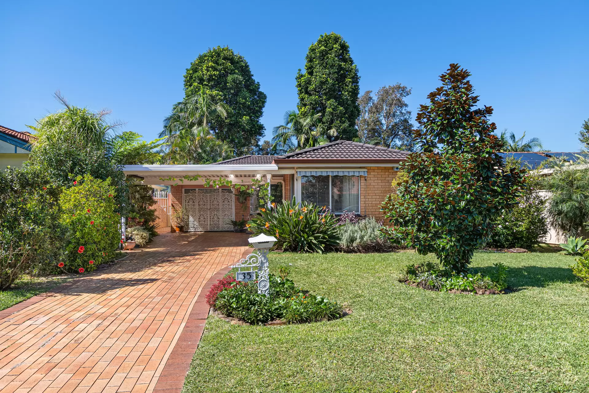 35 Marina View Parade, St Huberts Island Sold by Central Coast Agents - image 1