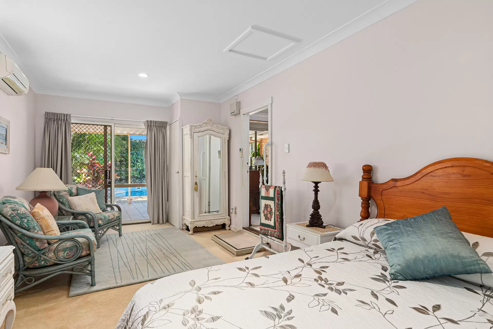 35 Marina View Parade, St Huberts Island Sold by Central Coast Agents - image 1