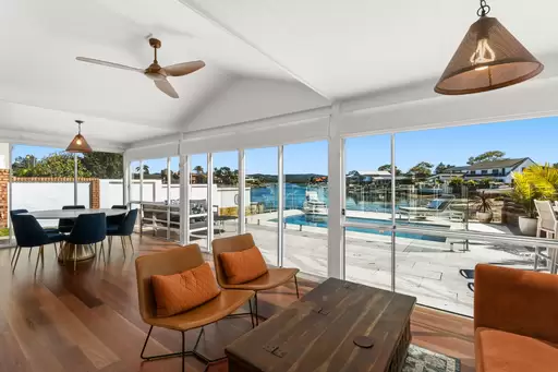 5 Mainsail Ave, St Huberts Island Sold by Central Coast Agents