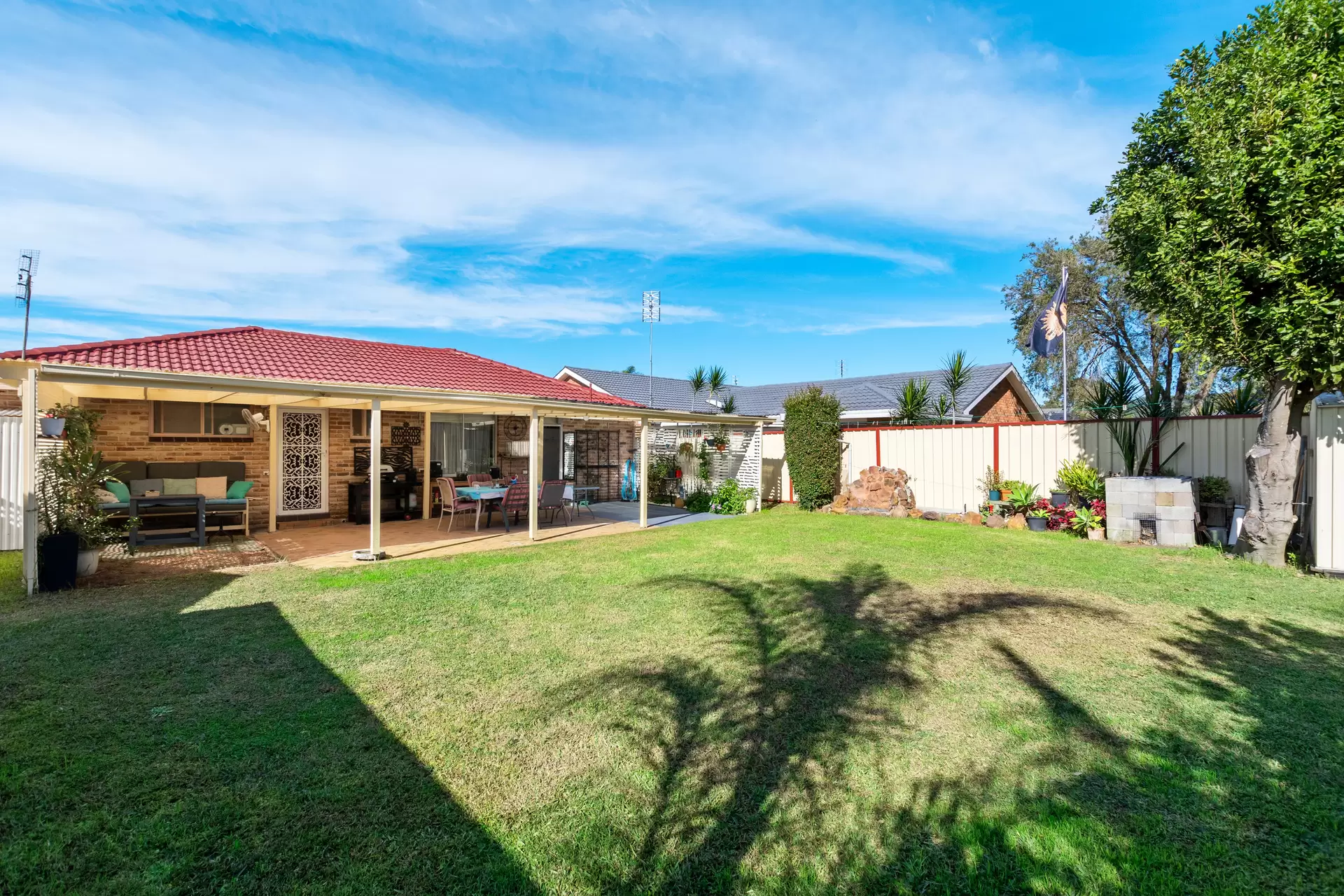 18 Nautilus Crescent, St Huberts Island Sold by Central Coast Agents - image 1