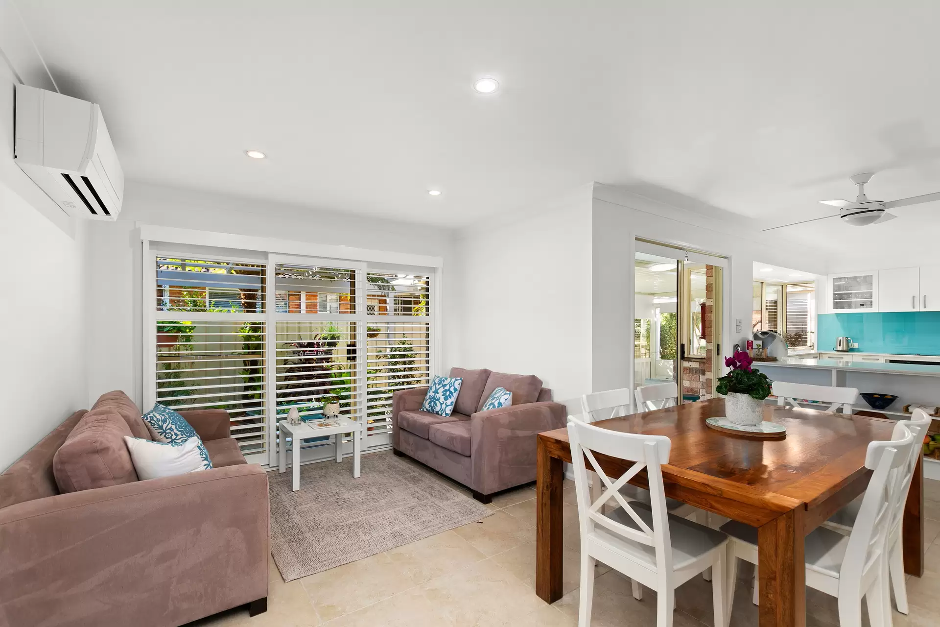 12 Discovery Street, St Huberts Island Sold by Central Coast Agents - image 1