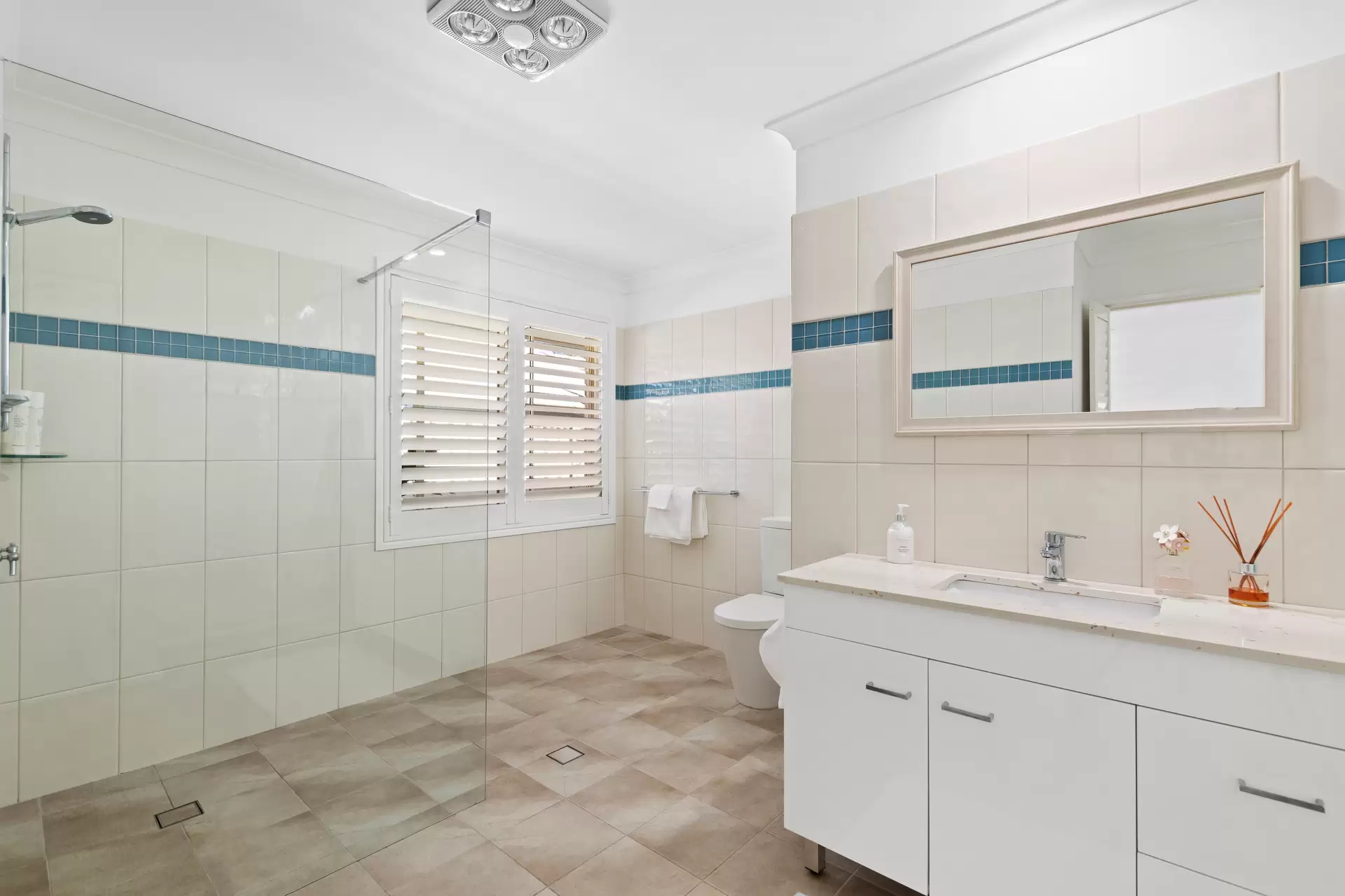 12 Discovery Street, St Huberts Island Sold by Central Coast Agents - image 1