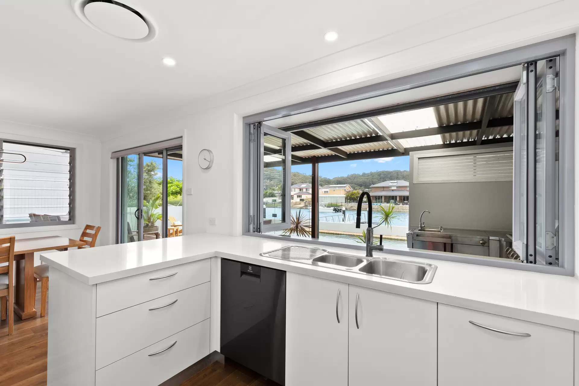 11 Nautilus Crescent, St Huberts Island Sold by Central Coast Agents - image 1
