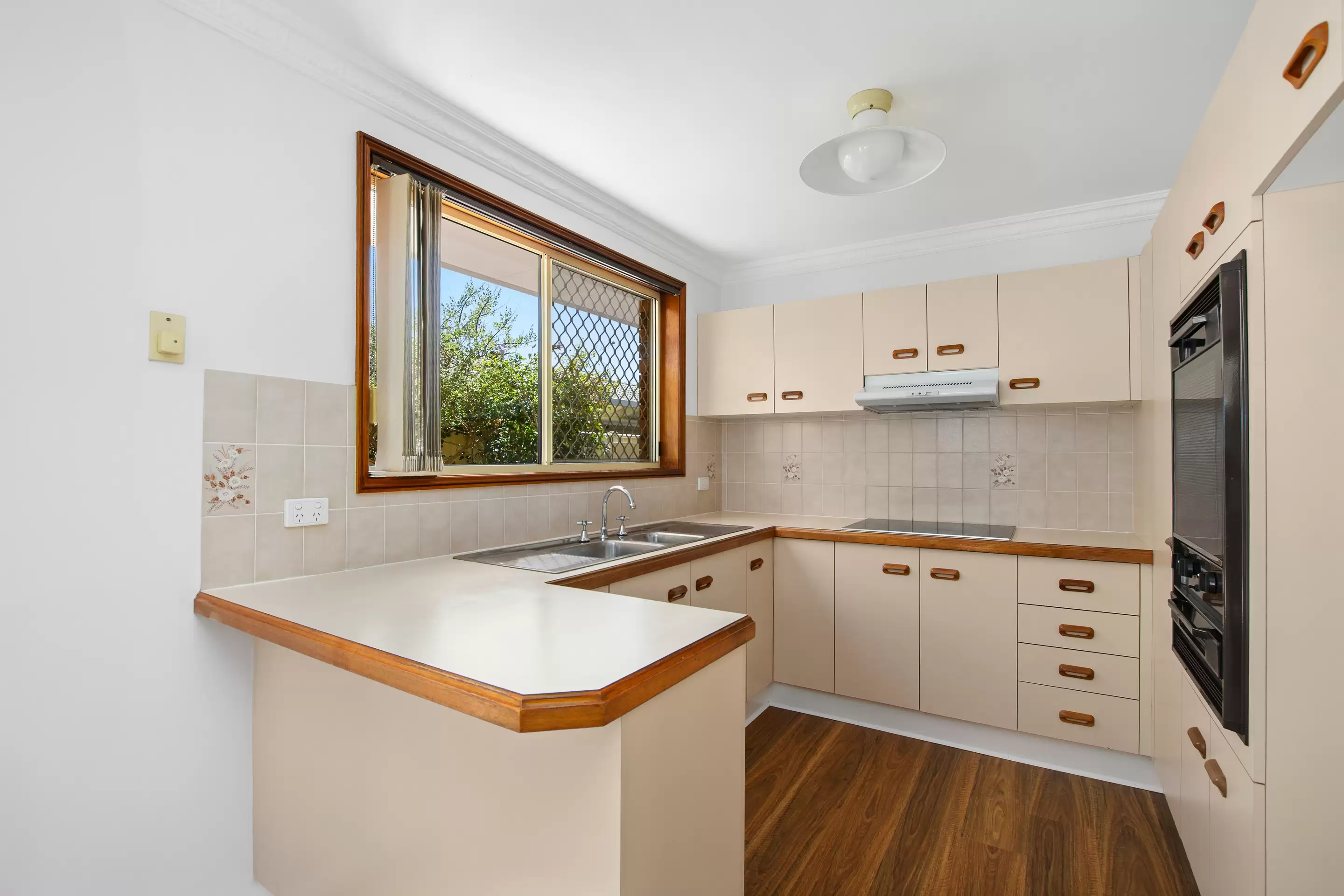 2/71 Murray Street, Booker Bay Sold by Central Coast Agents - image 3