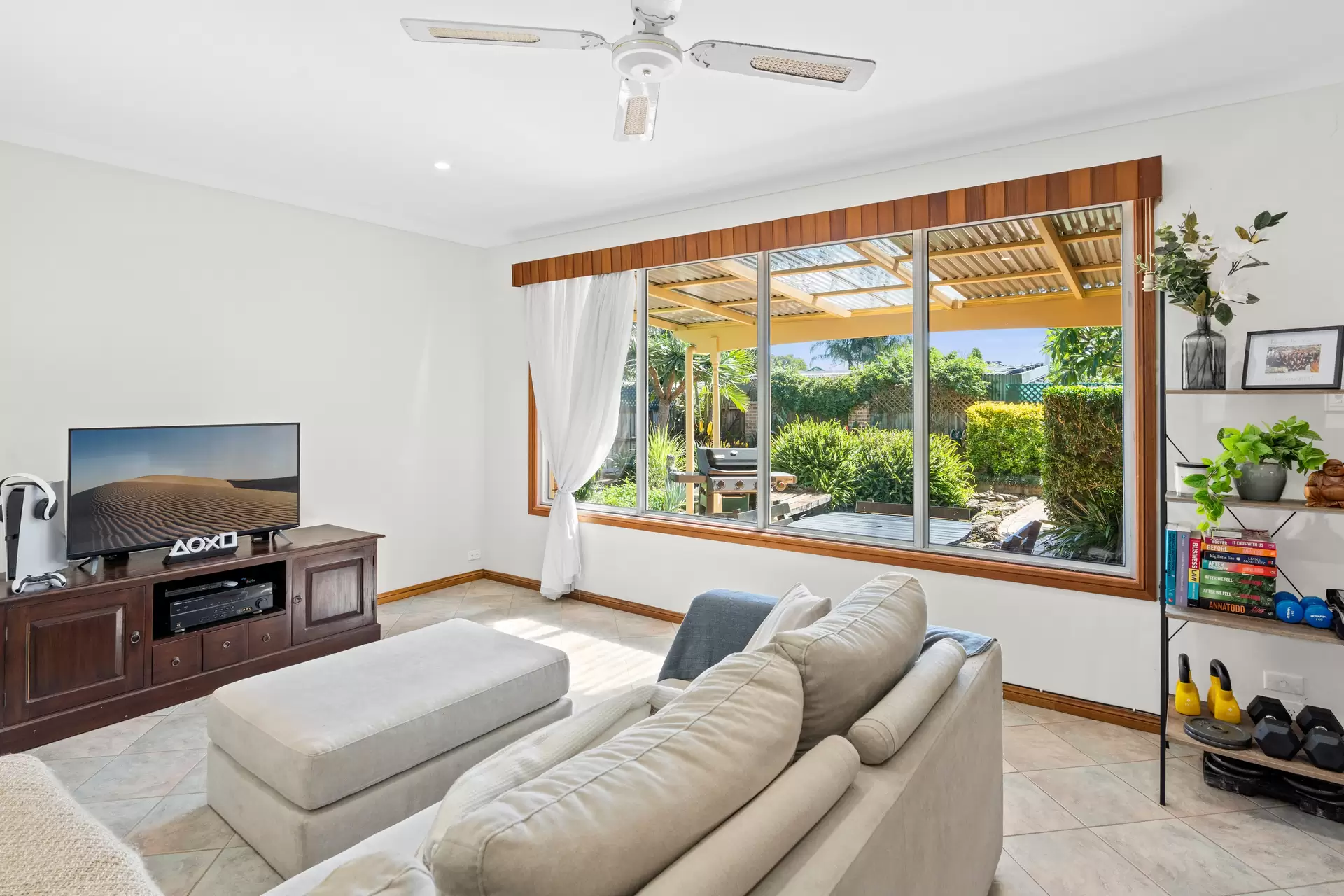 9 Attunga Close, St Huberts Island Sold by Central Coast Agents - image 1