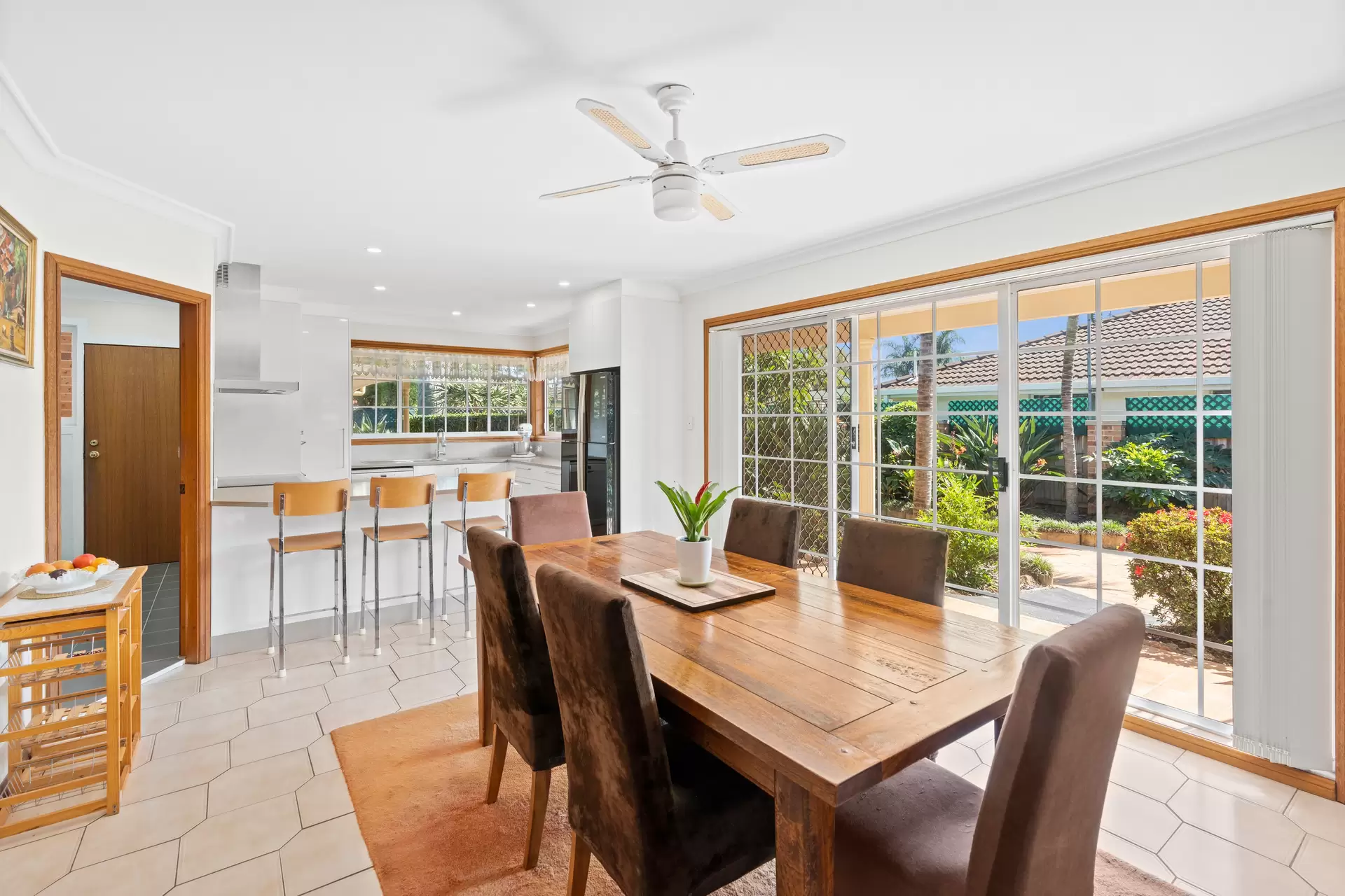 9 Attunga Close, St Huberts Island Sold by Central Coast Agents - image 1