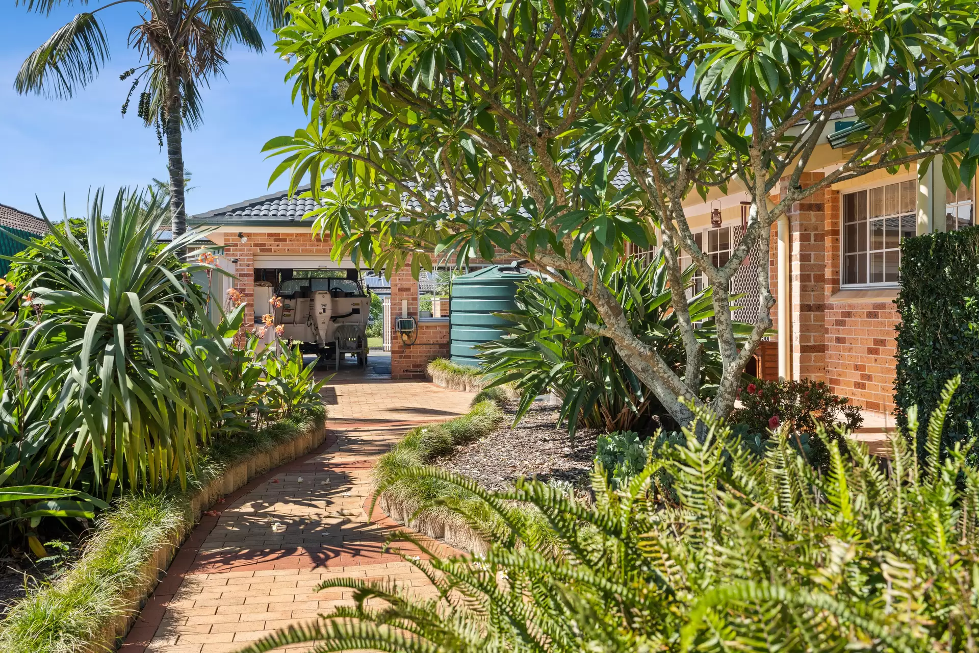 9 Attunga Close, St Huberts Island Sold by Central Coast Agents - image 1