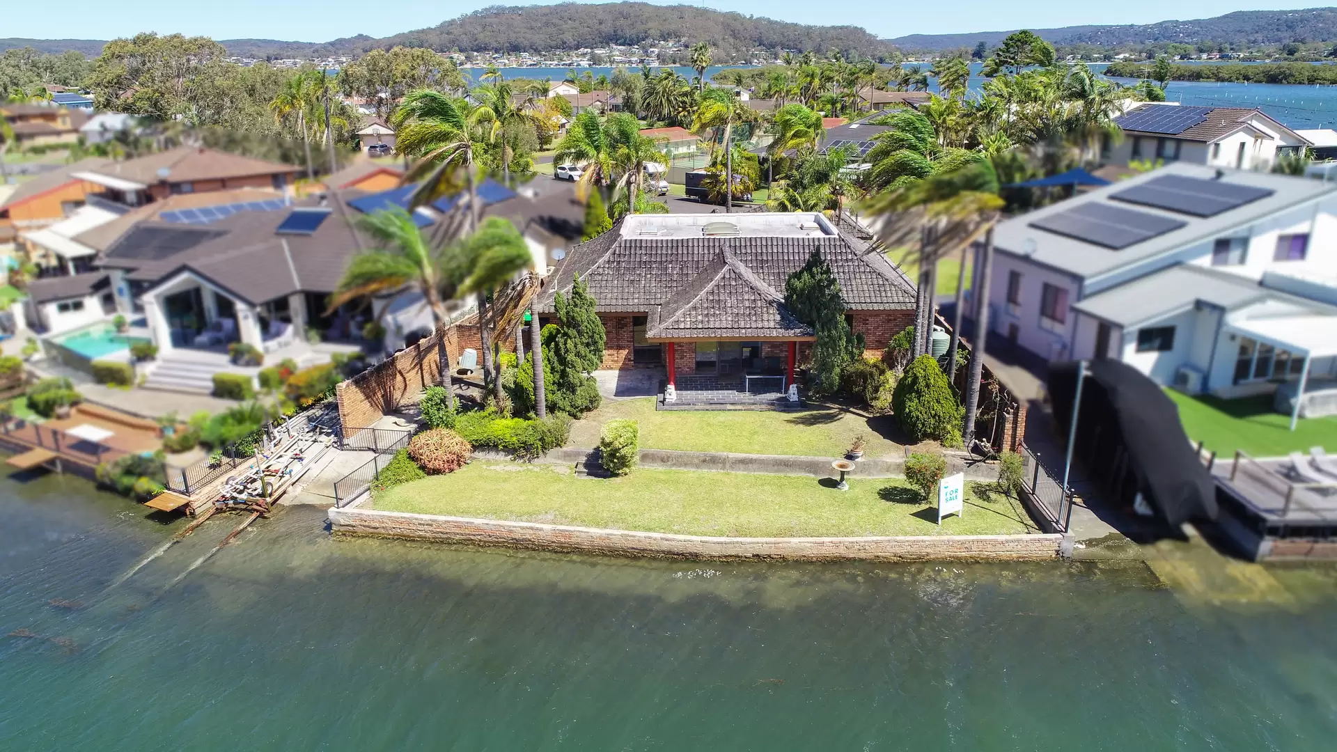 8 Boyd Close, St Huberts Island Sold by Central Coast Agents - image 1