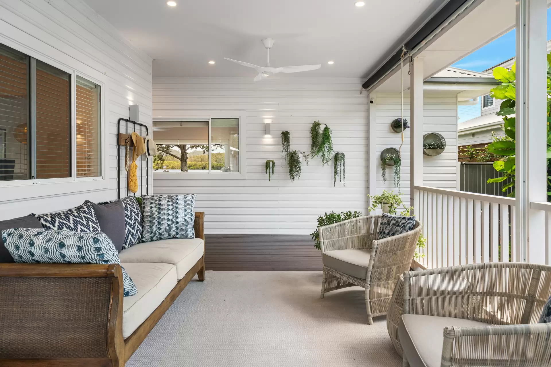 22 Shelly Beach Road, Empire Bay Sold by Central Coast Agents - image 1