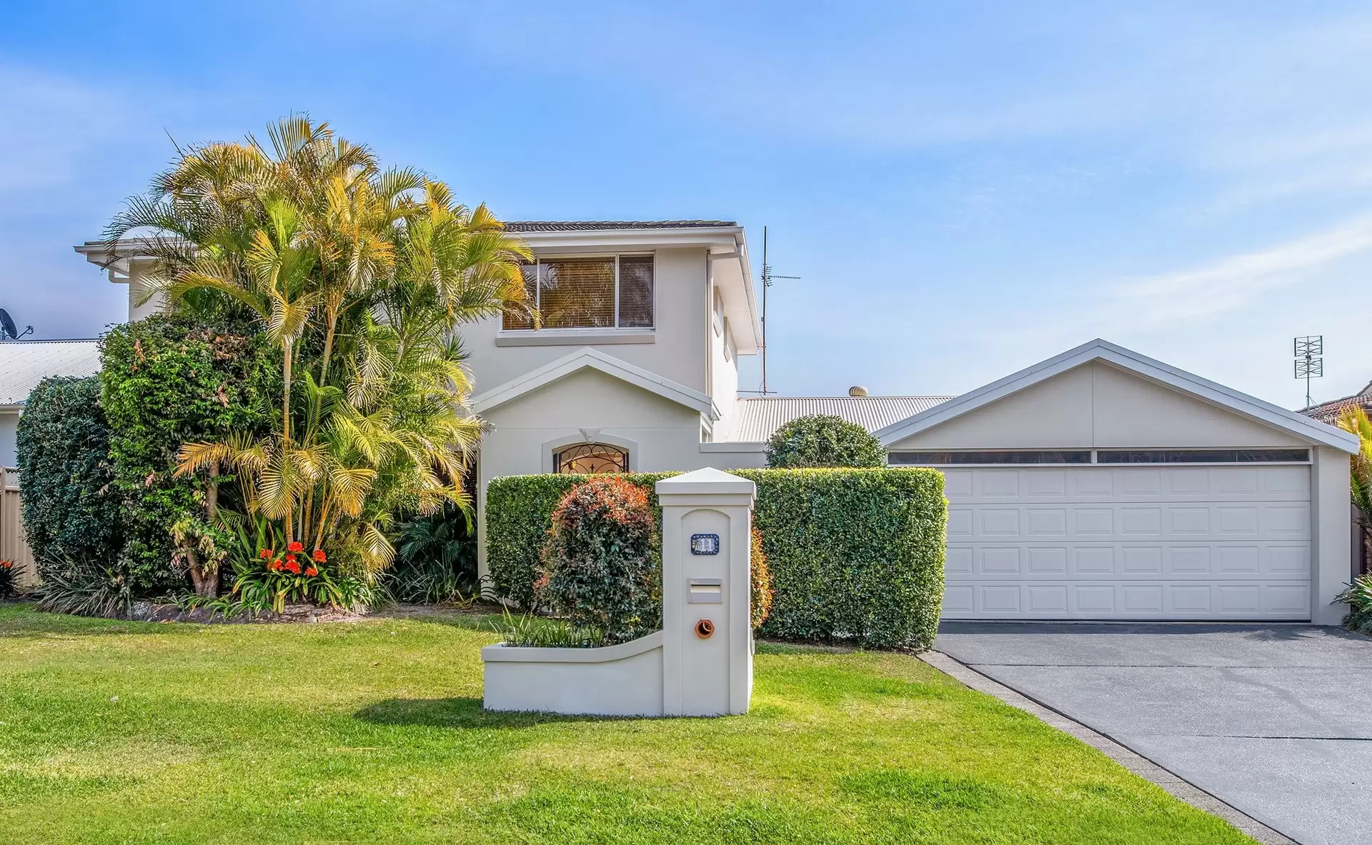 11 Mainsail Avenue, St Huberts Island Sold by Central Coast Agents - image 1