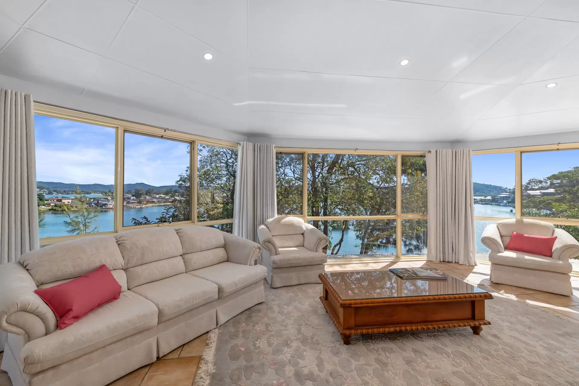 25 Empire Bay Drive, Daleys Point Sold by Central Coast Agents - image 1