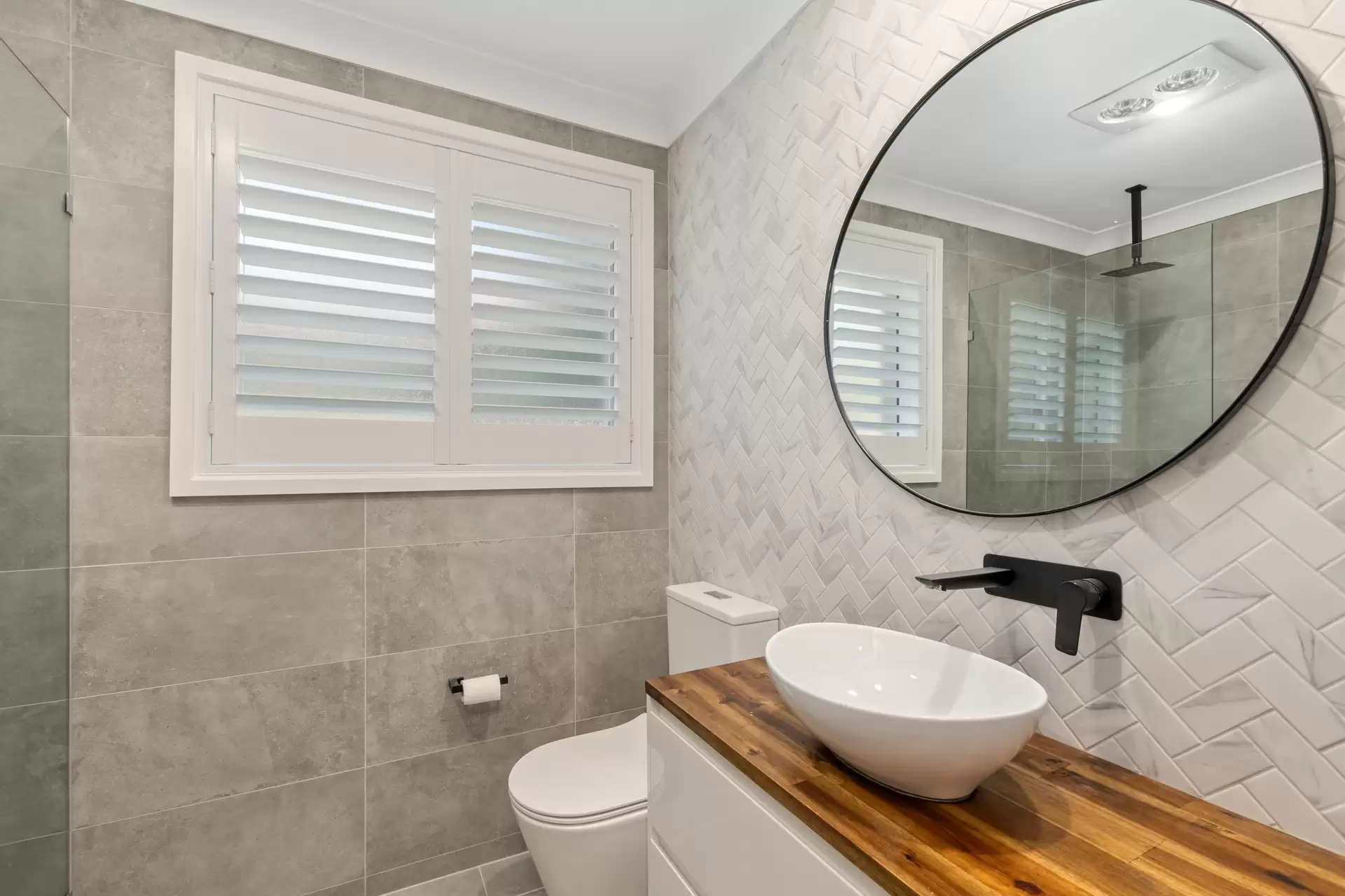 12 Nautilus Crescent, St Huberts Island Sold by Central Coast Agents - image 1