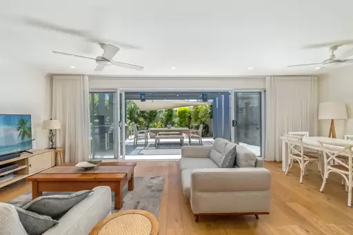 12 Nautilus Crescent, St Huberts Island Sold by Central Coast Agents