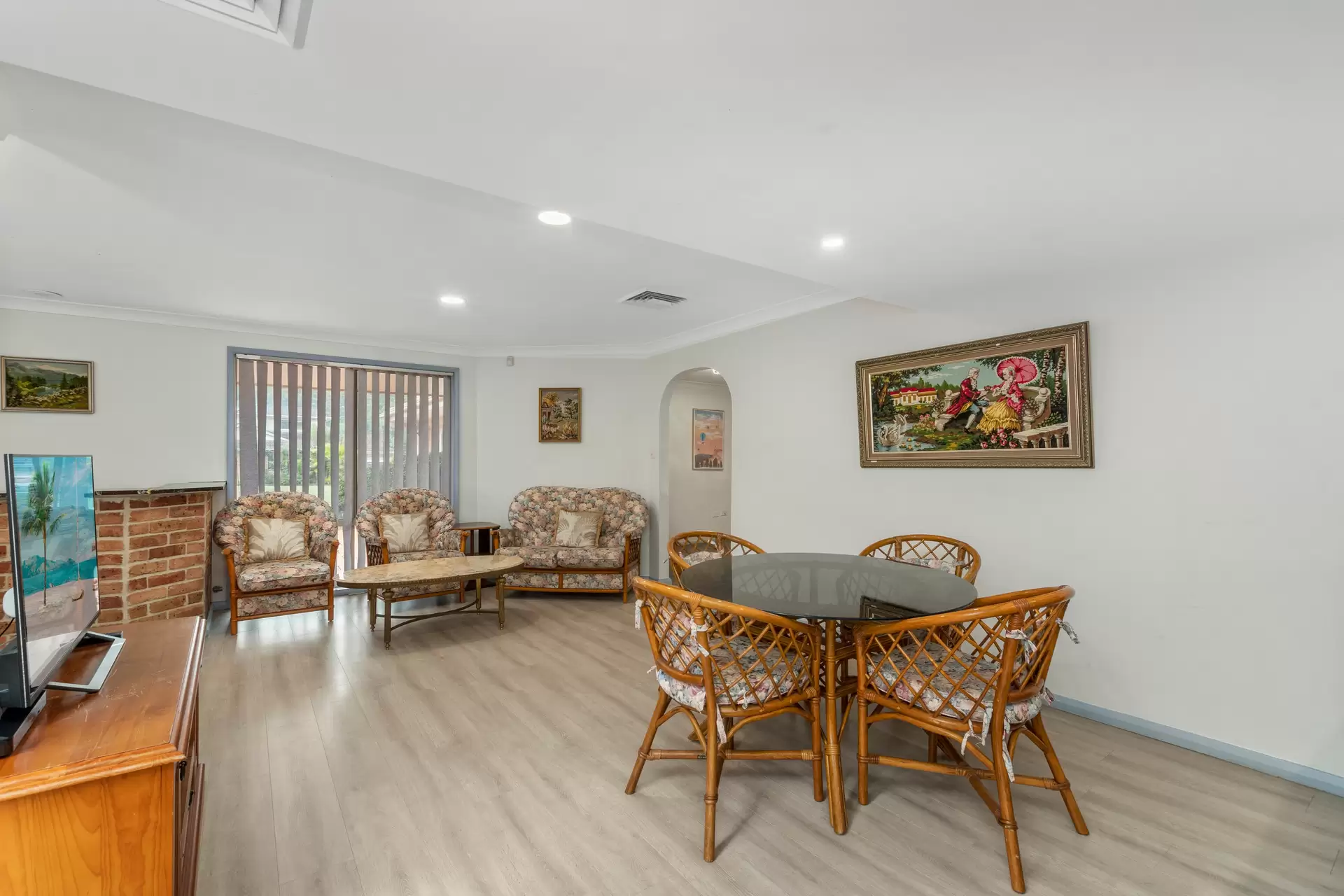 42 Helmsman Blvd, St Huberts Island For Sale by Central Coast Agents - image 1