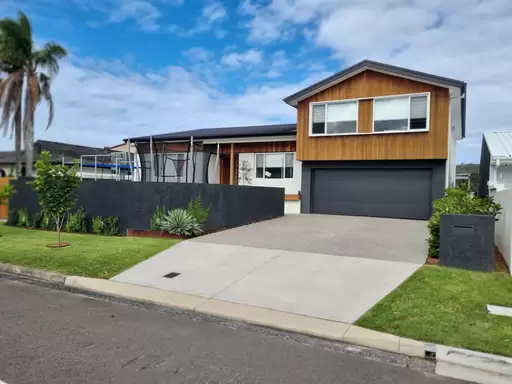 109 Helmsman Blvd, St Huberts Island Sold by Central Coast Agents