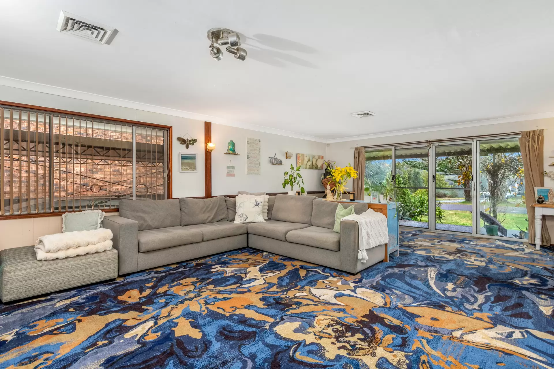 16 Beachfront Parade, St Huberts Island Sold by Central Coast Agents - image 1